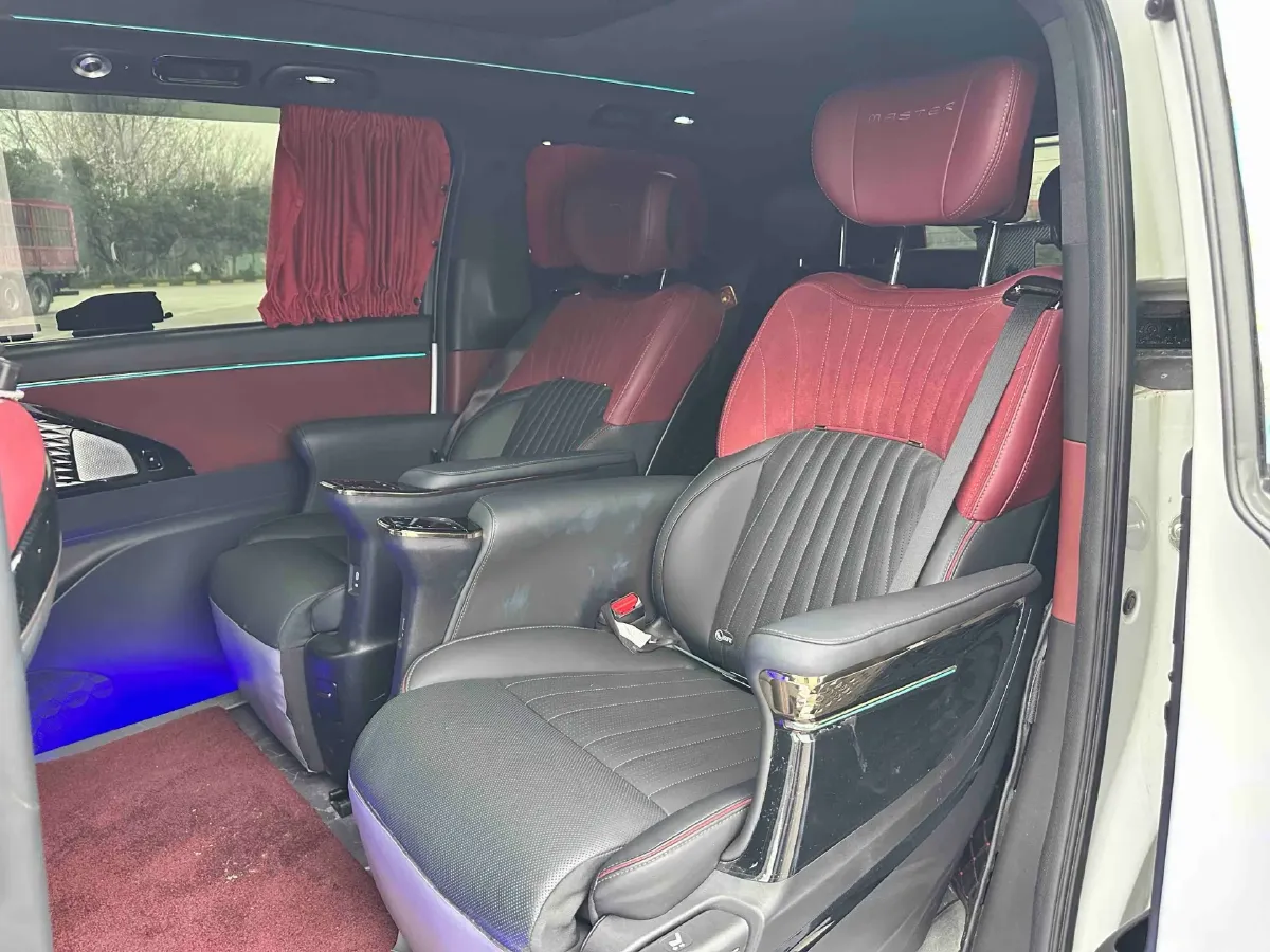 2023 GAC Trumpchi M8 2.0T 252HP L4 8AT,autocango,china used car exporter,china ev exporter,chinese used car exporter,chinese used ev exporter