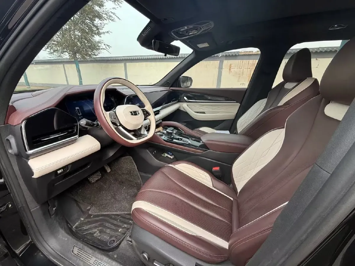 2021 Geely Monjaro 2.0T 218HP L4 7DCT,autocango,china used car exporter,china ev exporter,chinese used car exporter,chinese used ev exporter