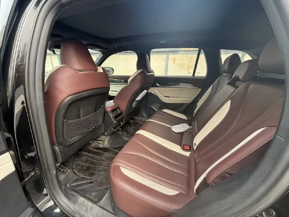 2021 Geely Monjaro 2.0T 218HP L4 7DCT,autocango,china used car exporter,china ev exporter,chinese used car exporter,chinese used ev exporter