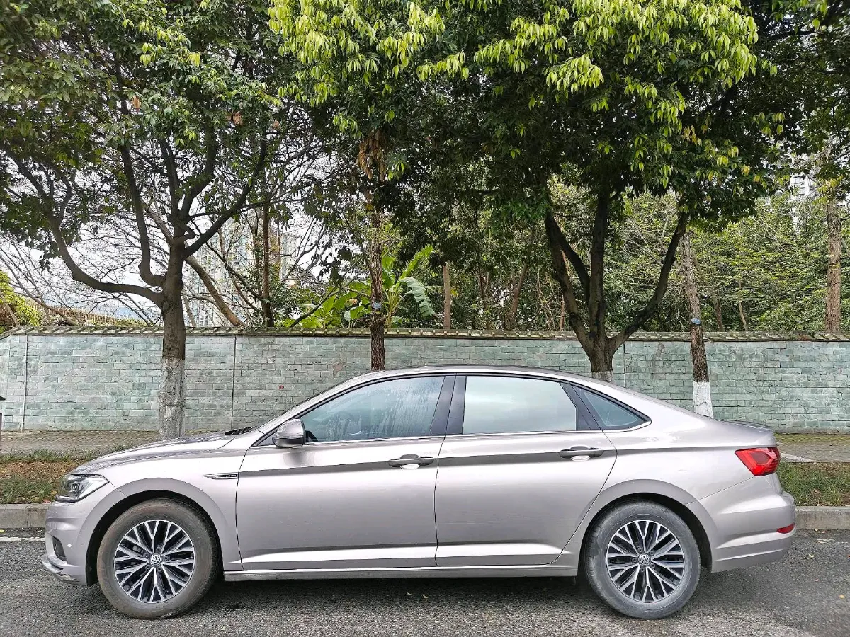 2019 Volkswagen Tharu 1.4T 150HP L4 7DCT,autocango,china used car exporter,china ev exporter,chinese used car exporter,chinese used ev exporter