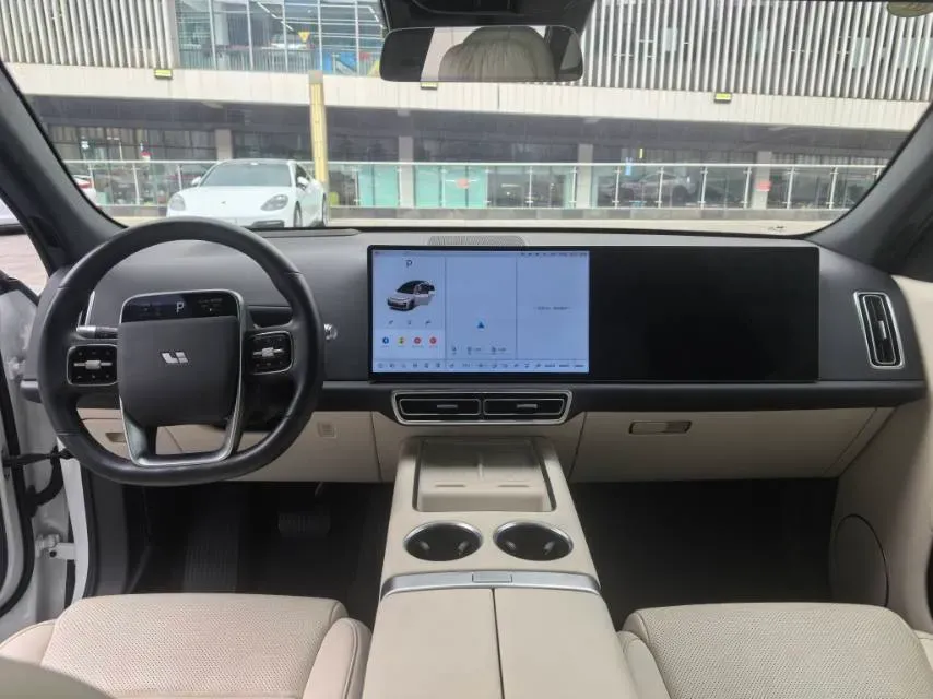 2024 Li L8 Range Extended 154HP REEV 52.3KWH,autocango,china used car exporter,china ev exporter,chinese used car exporter,chinese used ev exporter