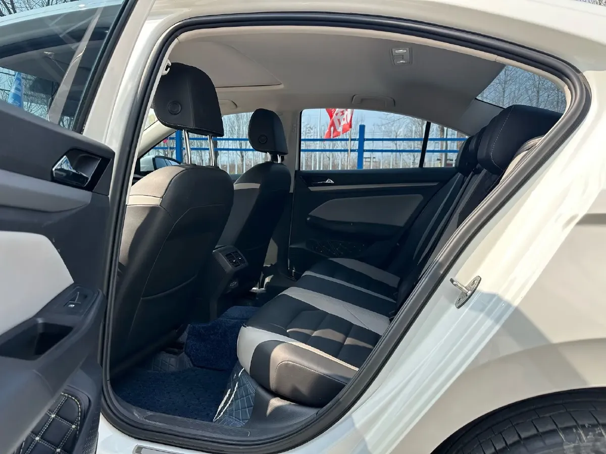 2023 Volkswagen Bora 1.4T 150HP L4 7DCT,autocango,china used car exporter,china ev exporter,chinese used car exporter,chinese used ev exporter