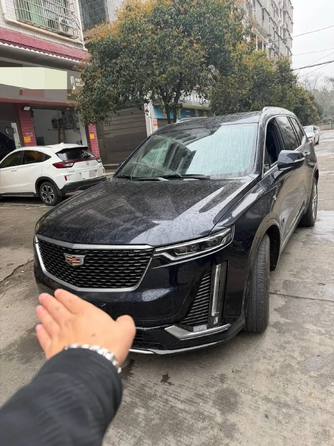 2022 Cadillac XT6 2.0T 237HP L4 9AT,autocango,china used car exporter,china ev exporter,chinese used car exporter,chinese used ev exporter
