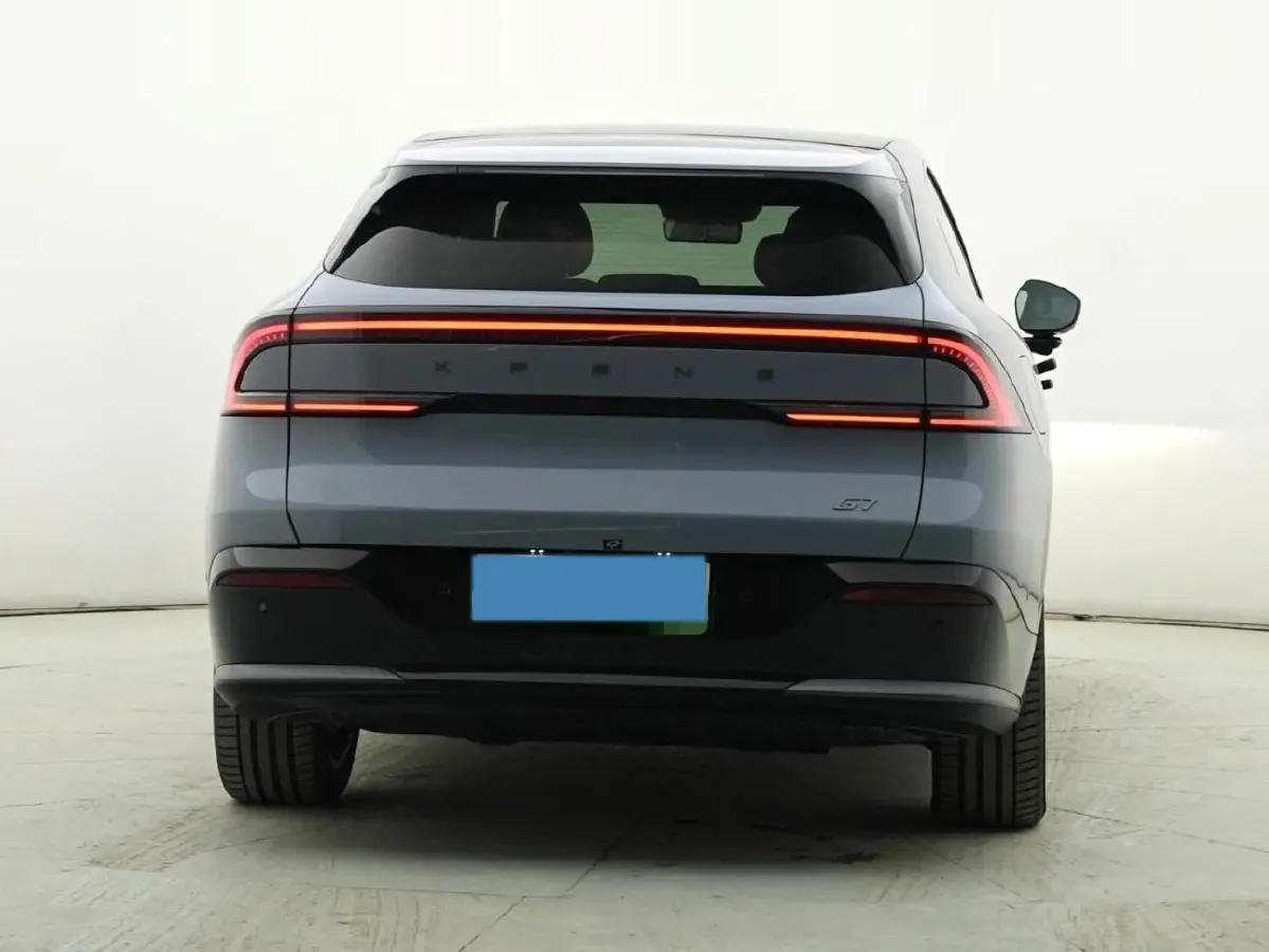 2025 Xpeng G7 BEV,autocango,china used car exporter,china ev exporter,chinese used car exporter,chinese used ev exporter