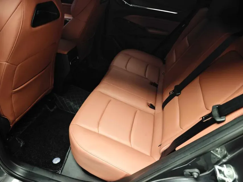 2026 ChangAn X5 PLUS 1.5T 192HP L4 7DCT,autocango,china used car exporter,china ev exporter,chinese used car exporter,chinese used ev exporter