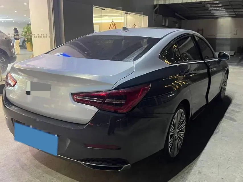 2022 HongQi H5 1.8T 197HP L4 6AT,autocango,china used car exporter,china ev exporter,chinese used car exporter,chinese used ev exporter