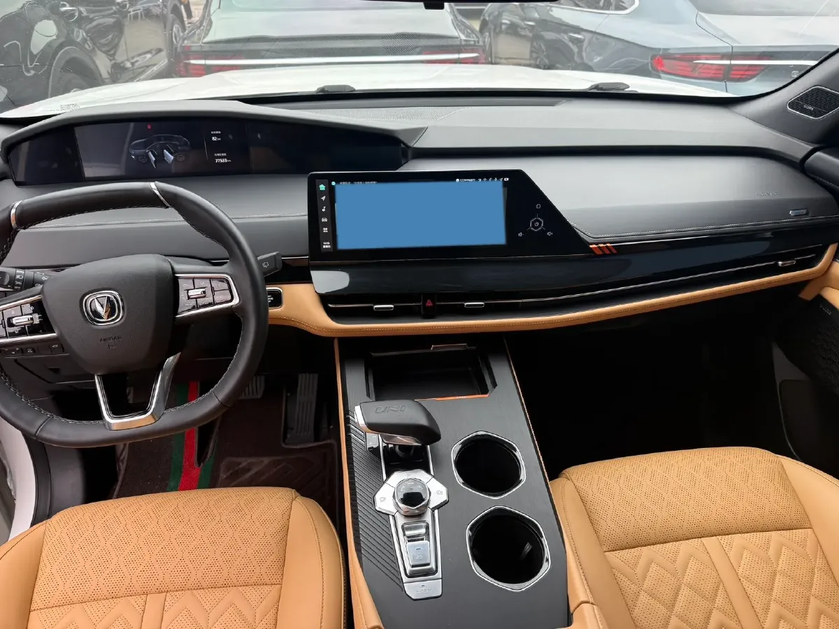 2021 ChangAn UNI-K 2.0T 233HP L4 8AT,autocango,china used car exporter,china ev exporter,chinese used car exporter,chinese used ev exporter