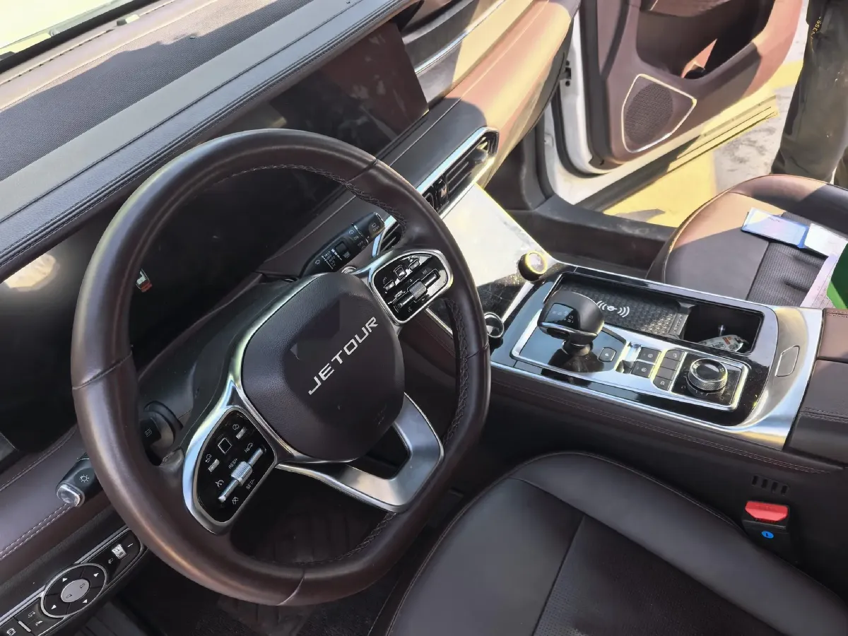 2022 Jetour X90 2.0T 254HP L4 7DCT,autocango,china used car exporter,china ev exporter,chinese used car exporter,chinese used ev exporter