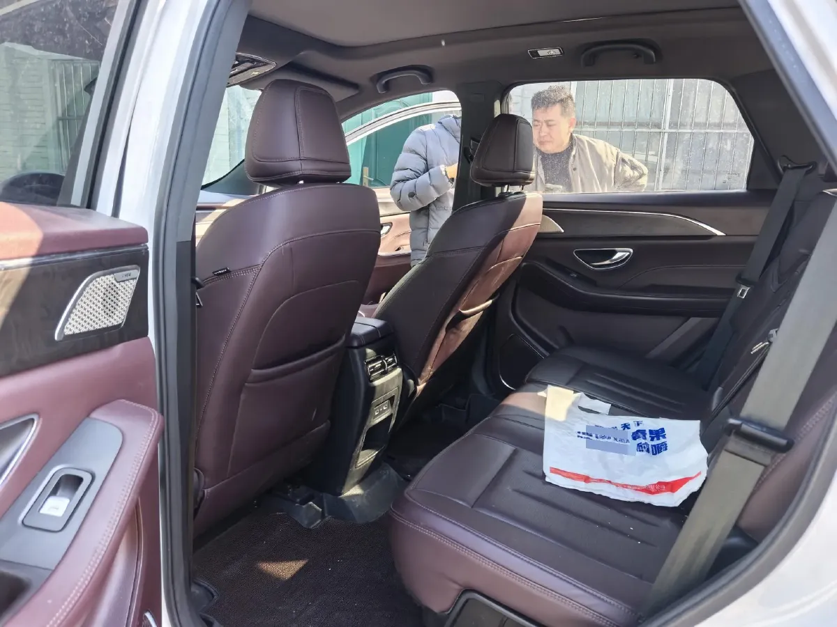 2022 Jetour X90 2.0T 254HP L4 7DCT,autocango,china used car exporter,china ev exporter,chinese used car exporter,chinese used ev exporter