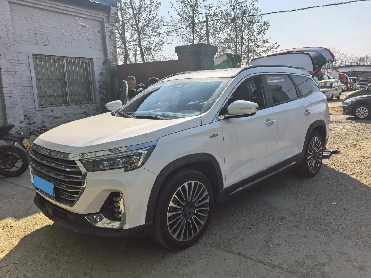 2022 Jetour X90 2.0T 254HP L4 7DCT,autocango,china used car exporter,china ev exporter,chinese used car exporter,chinese used ev exporter