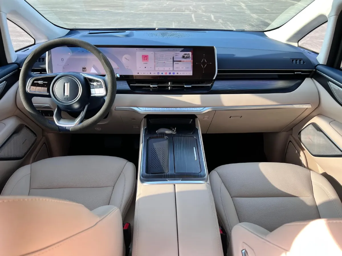 2023 WEY HighMountain 1.5T 156HP L4 2DHT PHEV 37.96KWH,autocango,china used car exporter,china ev exporter,chinese used car exporter,chinese used ev exporter