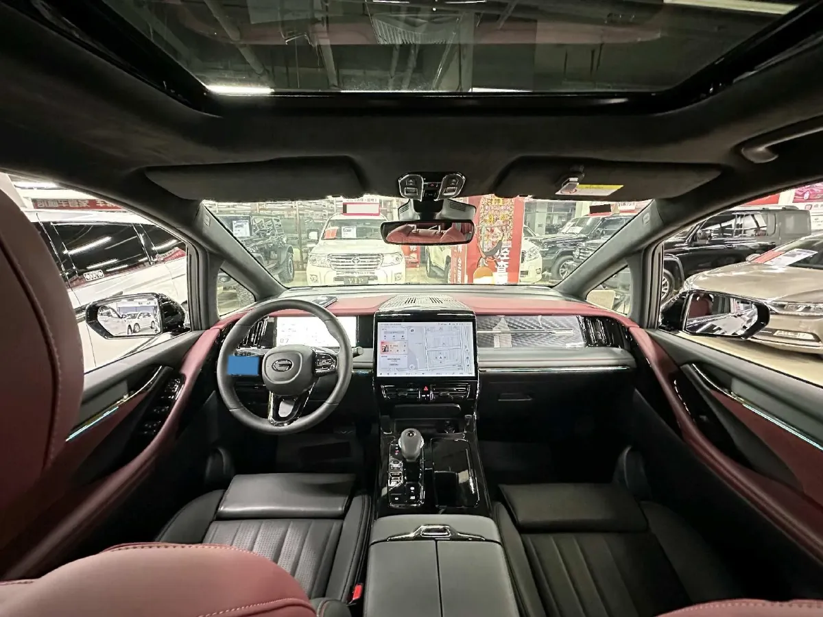 2024 GAC Trumpchi M8 2.0T 252HP L4 8AT,autocango,china used car exporter,china ev exporter,chinese used car exporter,chinese used ev exporter