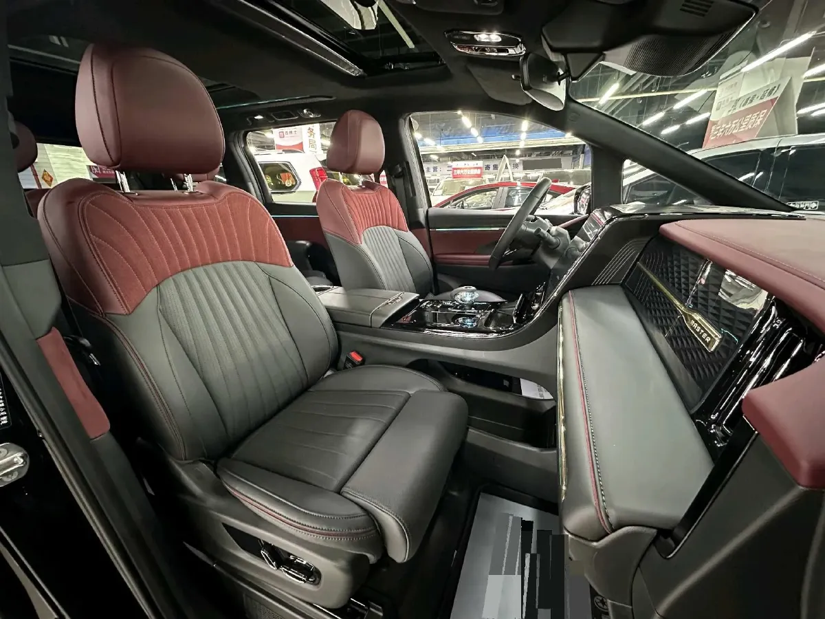 2024 GAC Trumpchi M8 2.0T 252HP L4 8AT,autocango,china used car exporter,china ev exporter,chinese used car exporter,chinese used ev exporter