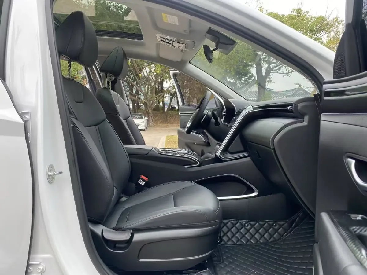 2023 Hyundai Tucson 1.5T 200HP L4 8AT,autocango,china used car exporter,china ev exporter,chinese used car exporter,chinese used ev exporter