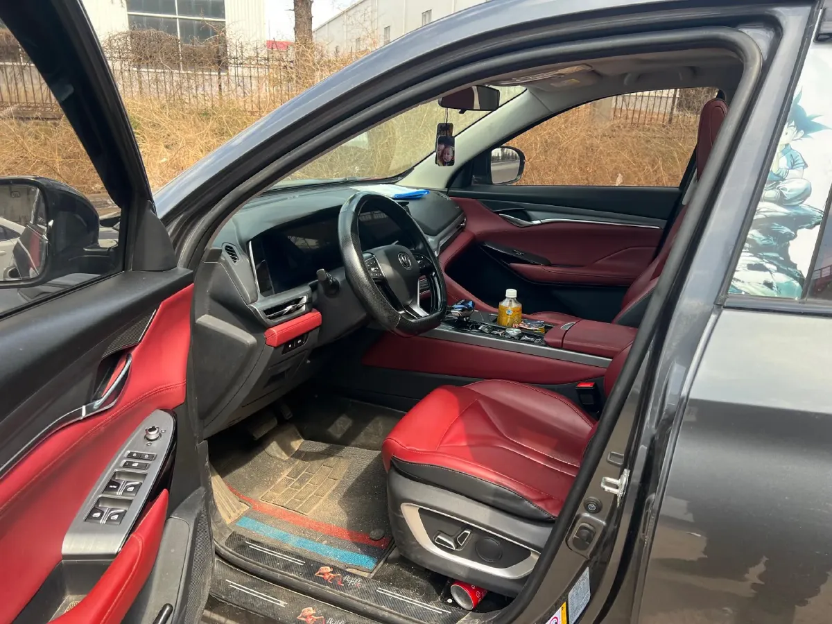 2022 ChangAn CS75 Plus 2.0T 233HP L4 8AT,autocango,china used car exporter,china ev exporter,chinese used car exporter,chinese used ev exporter