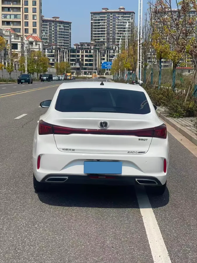 2022 ChangAn Eado 1.4T 160HP L4 7DCT,autocango,china used car exporter,china ev exporter,chinese used car exporter,chinese used ev exporter
