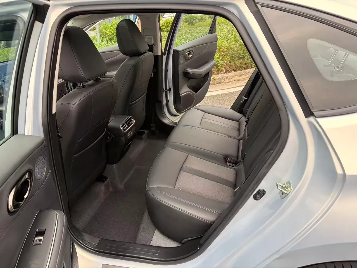 2024 ChangAn LanTuoZhe 2.0T 233HP L4 8AT,autocango,china used car exporter,china ev exporter,chinese used car exporter,chinese used ev exporter