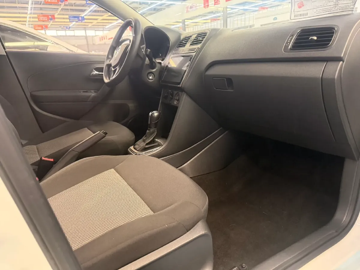 2016 Volkswagen Polo 1.4L 90HP L4 6AT,autocango,china used car exporter,china ev exporter,chinese used car exporter,chinese used ev exporter