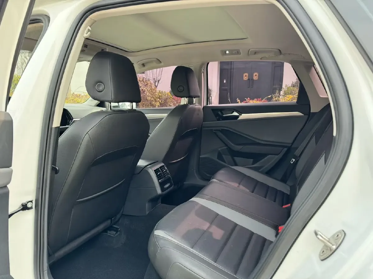 2020 Volkswagen Sagitar 1.4T 150HP L4 7DCT,autocango,china used car exporter,china ev exporter,chinese used car exporter,chinese used ev exporter