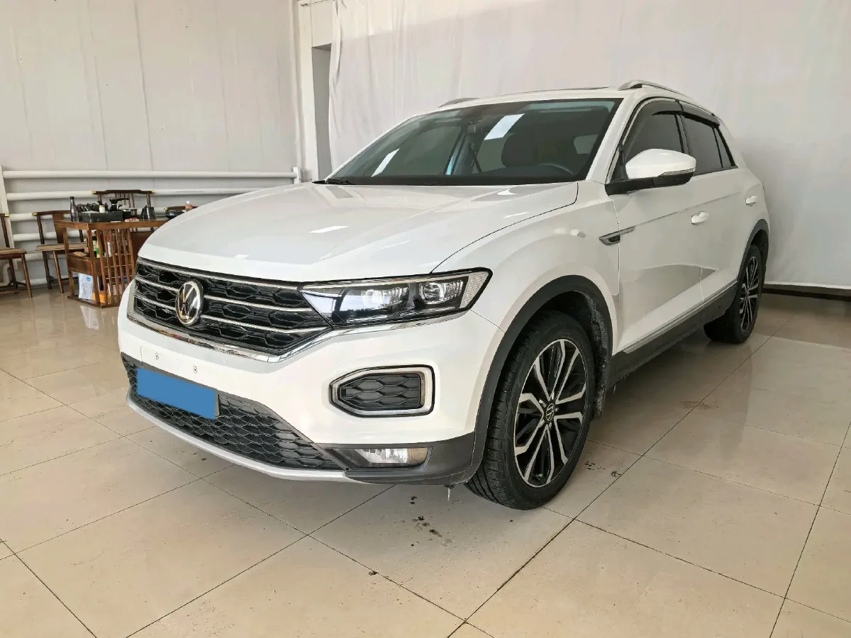 2021 Volkswagen T-Roc 1.4T 150HP L4 7DCT,autocango,china used car exporter,china ev exporter,chinese used car exporter,chinese used ev exporter