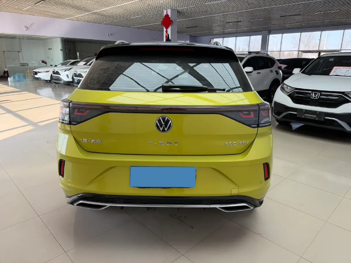 2023 Volkswagen T-Roc 1.5T 160HP L4 7DCT,autocango,china used car exporter,china ev exporter,chinese used car exporter,chinese used ev exporter
