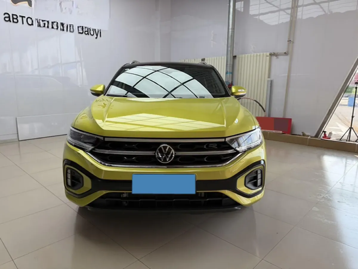 2023 Volkswagen T-Roc 1.5T 160HP L4 7DCT,autocango,china used car exporter,china ev exporter,chinese used car exporter,chinese used ev exporter