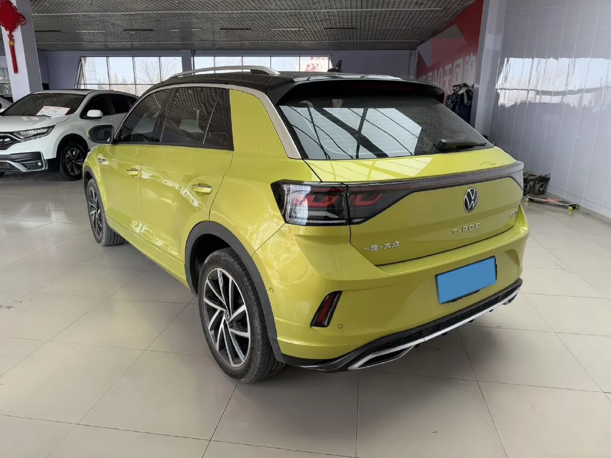 2023 Volkswagen T-Roc 1.5T 160HP L4 7DCT,autocango,china used car exporter,china ev exporter,chinese used car exporter,chinese used ev exporter