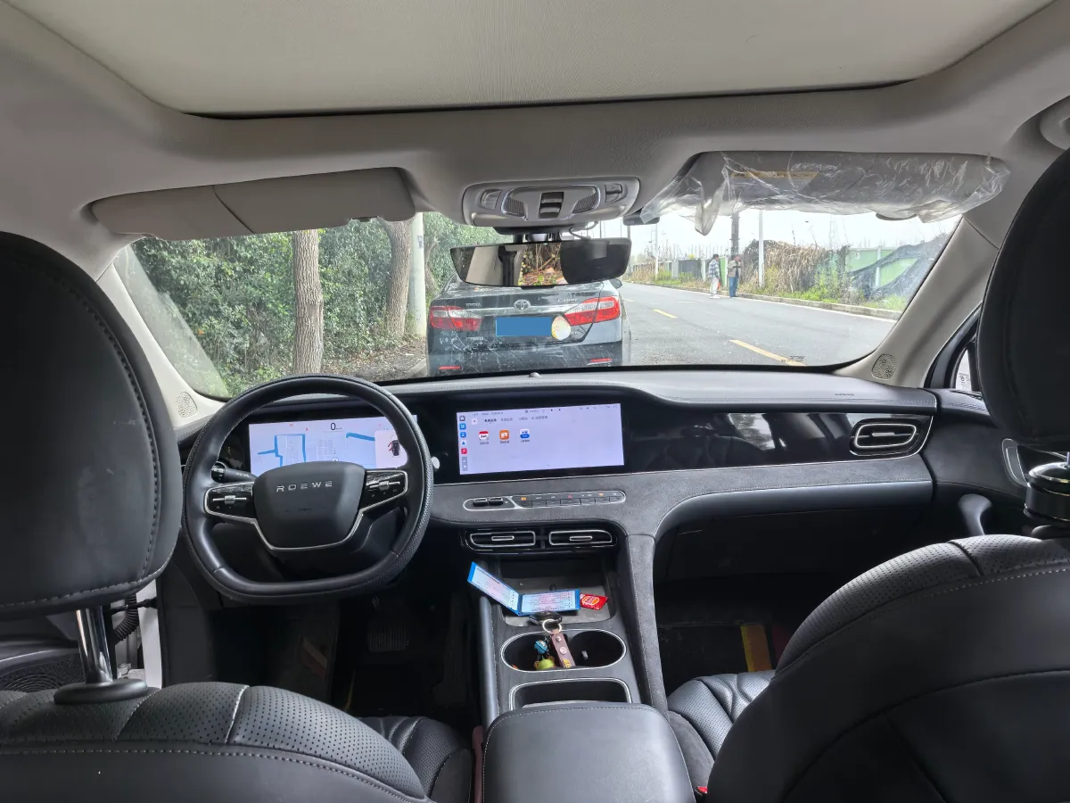 2023 Roewe D7 1.5L 112HP L4 1DHT PHEV 21.4KWH,autocango,china used car exporter,china ev exporter,chinese used car exporter,chinese used ev exporter