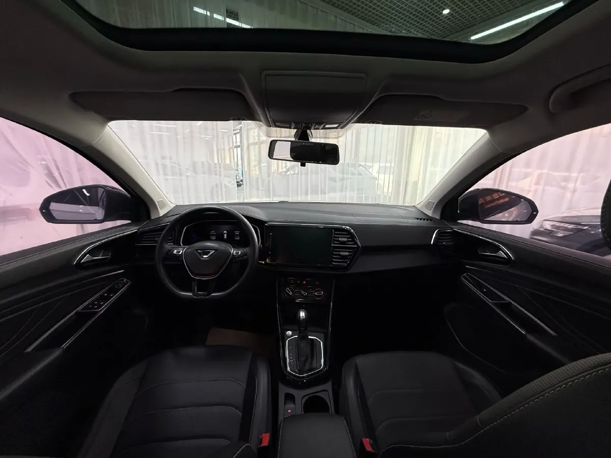 2022 Jetta VS7 1.4T 150HP L4 6AT,autocango,china used car exporter,china ev exporter,chinese used car exporter,chinese used ev exporter