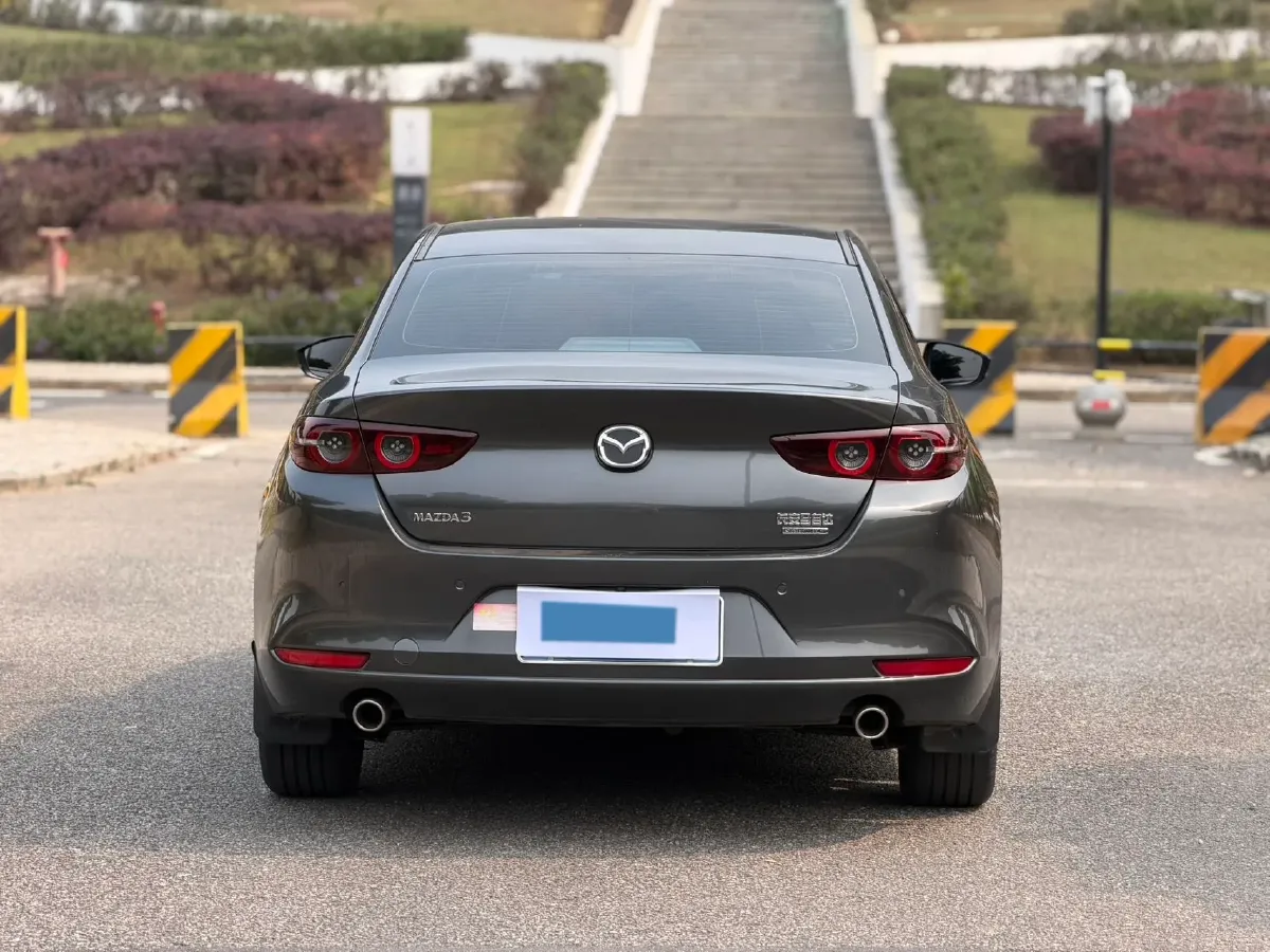 2022 Mazda 3 Axela 2.0L 158HP L4 6AT,autocango,china used car exporter,china ev exporter,chinese used car exporter,chinese used ev exporter