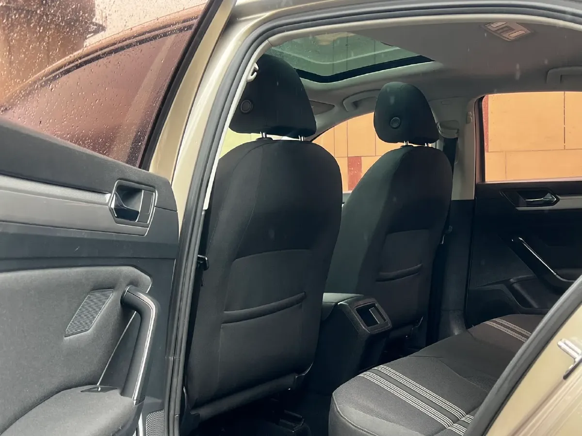 2017 Volkswagen Lamando 1.4T 131HP L4 7DCT,autocango,china used car exporter,china ev exporter,chinese used car exporter,chinese used ev exporter