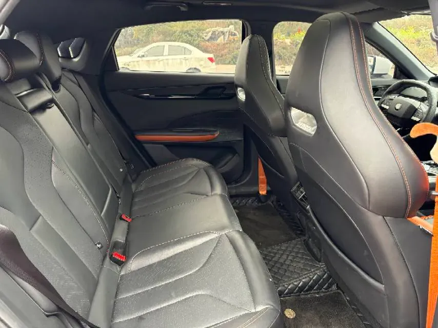 2023 ChangAn UNI-V 1.5T 188HP L4 7DCT,autocango,china used car exporter,china ev exporter,chinese used car exporter,chinese used ev exporter