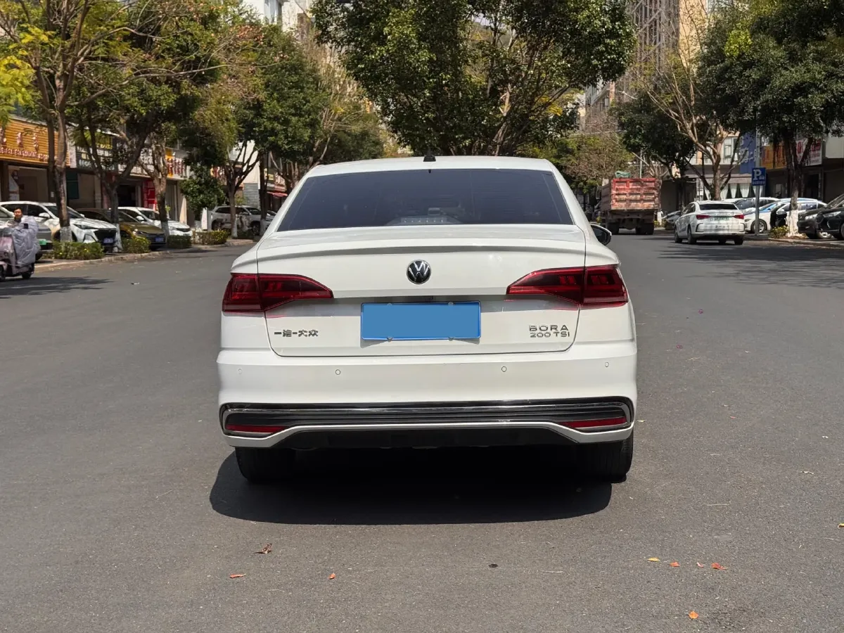 2023 Volkswagen Bora 1.2T 116HP L4 7DCT,autocango,china used car exporter,china ev exporter,chinese used car exporter,chinese used ev exporter