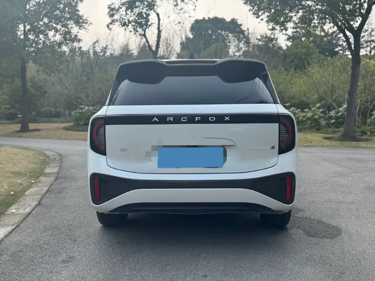 2024 ARCFOX KAOLA BEV 58.8KWH,autocango,china used car exporter,china ev exporter,chinese used car exporter,chinese used ev exporter