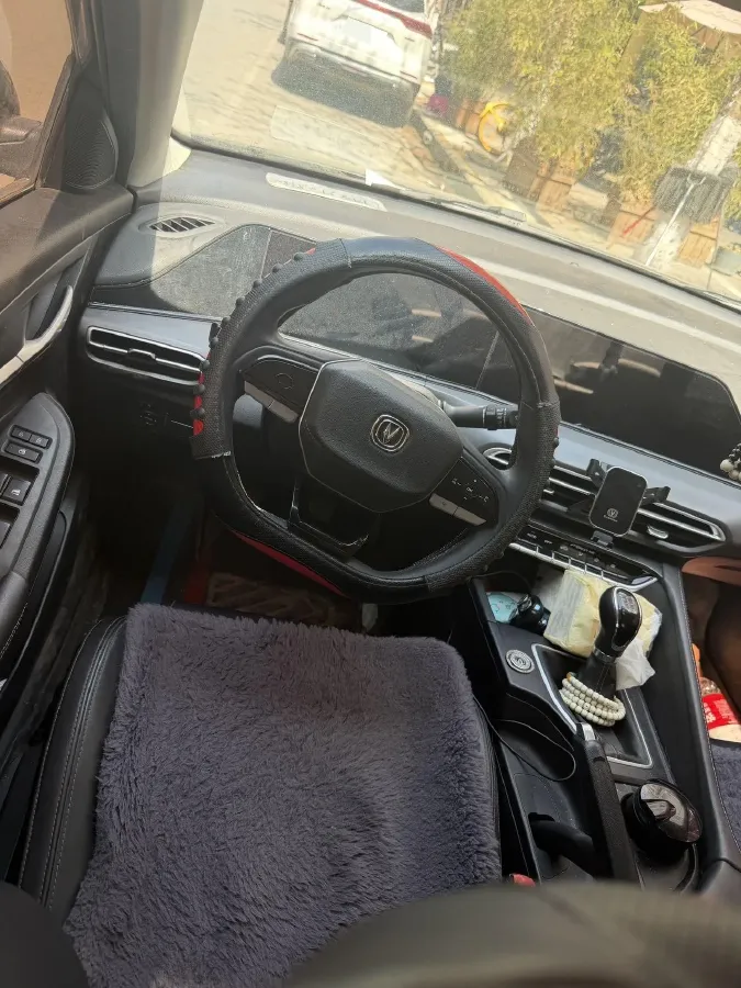 2021 ChangAn Eado 1.6L 128HP L4 5MT,autocango,china used car exporter,china ev exporter,chinese used car exporter,chinese used ev exporter