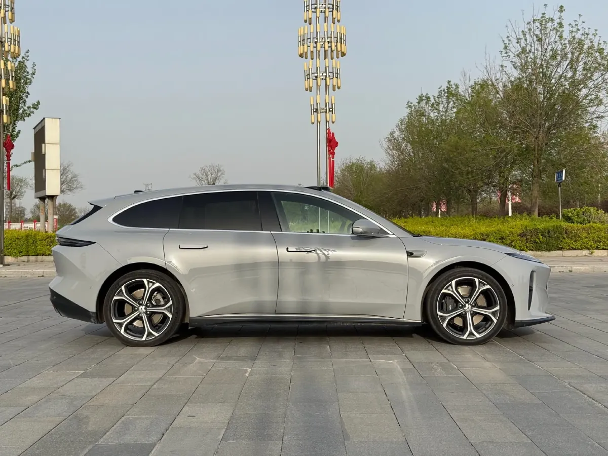 2024 NIO ET5T BEV 75KWH,autocango,china used car exporter,china ev exporter,chinese used car exporter,chinese used ev exporter