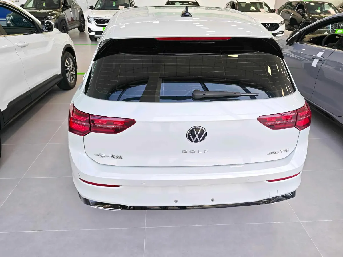 2023 Volkswagen Golf 1.4T 150HP L4 7DCT,autocango,china used car exporter,china ev exporter,chinese used car exporter,chinese used ev exporter