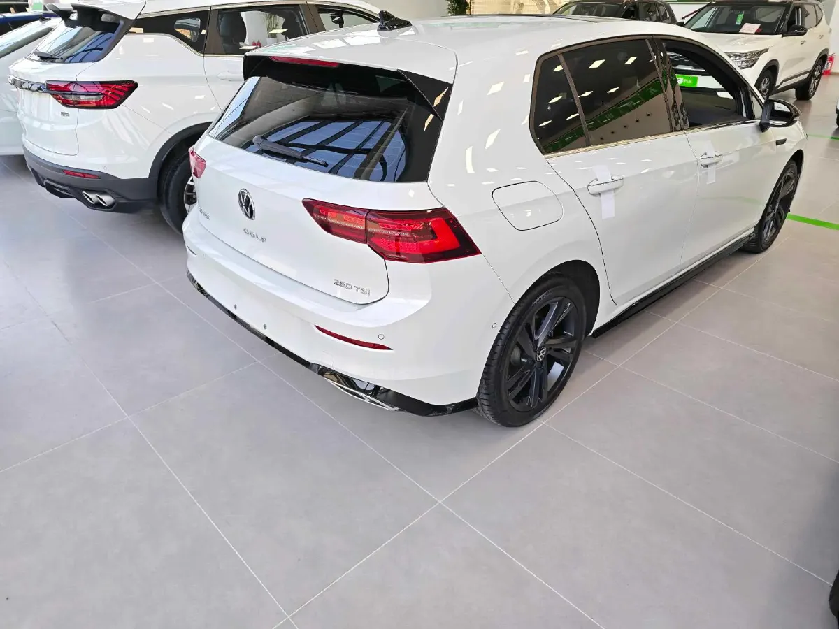 2023 Volkswagen Golf 1.4T 150HP L4 7DCT,autocango,china used car exporter,china ev exporter,chinese used car exporter,chinese used ev exporter