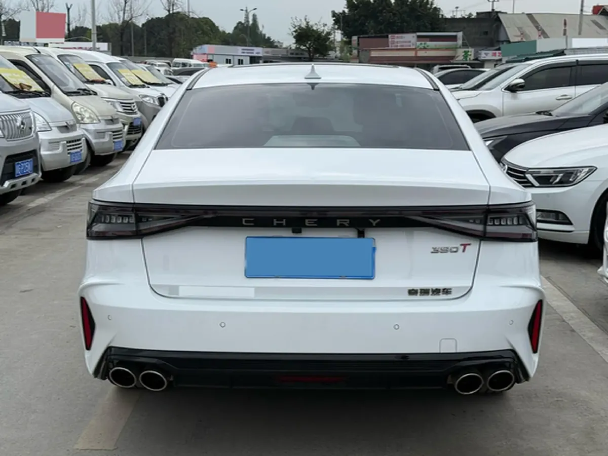 2025 Chery Arrizo 8 2.0T 254HP L4 7DCT,autocango,china used car exporter,china ev exporter,chinese used car exporter,chinese used ev exporter