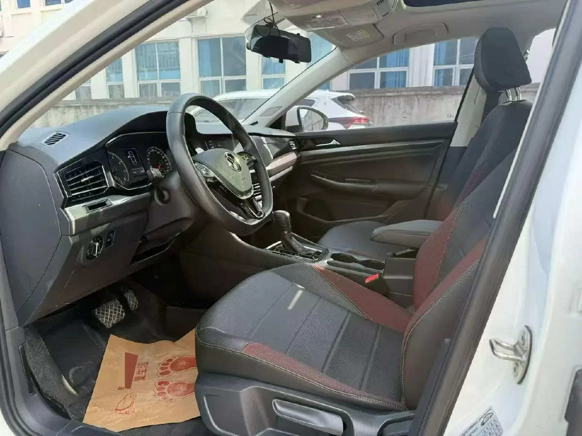 2021 Volkswagen Bora 1.5L 113HP L4 6AT,autocango,china used car exporter,china ev exporter,chinese used car exporter,chinese used ev exporter