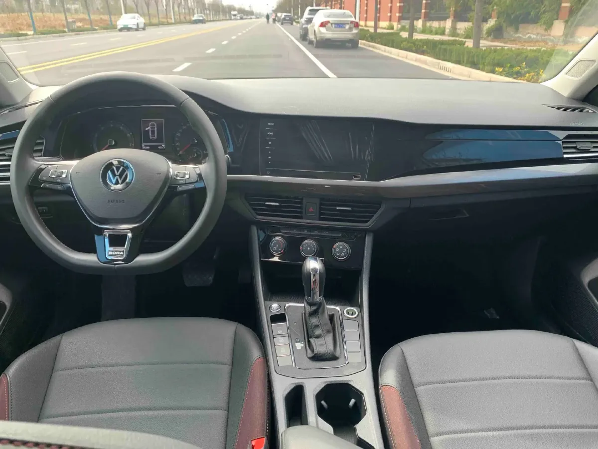 2021 Volkswagen Bora 1.5L 113HP L4 6AT,autocango,china used car exporter,china ev exporter,chinese used car exporter,chinese used ev exporter