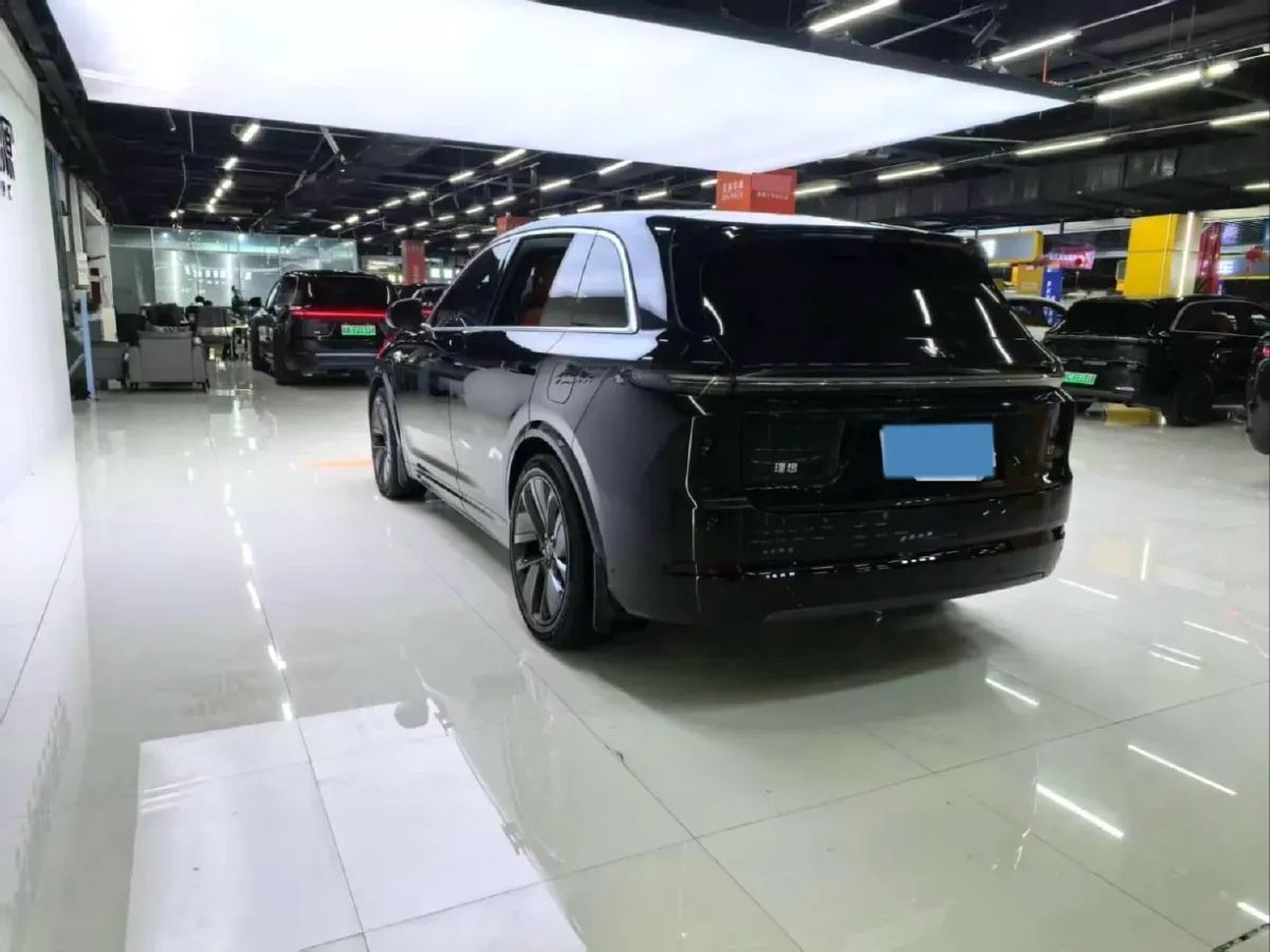 2024 Li L8 Range Extended 154HP REEV 42.8KWH,autocango,china used car exporter,china ev exporter,chinese used car exporter,chinese used ev exporter