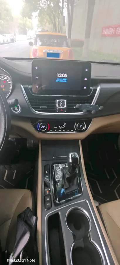 2017 BaoJun 730 1.5T 150HP L4 6MT,autocango,china used car exporter,china ev exporter,chinese used car exporter,chinese used ev exporter