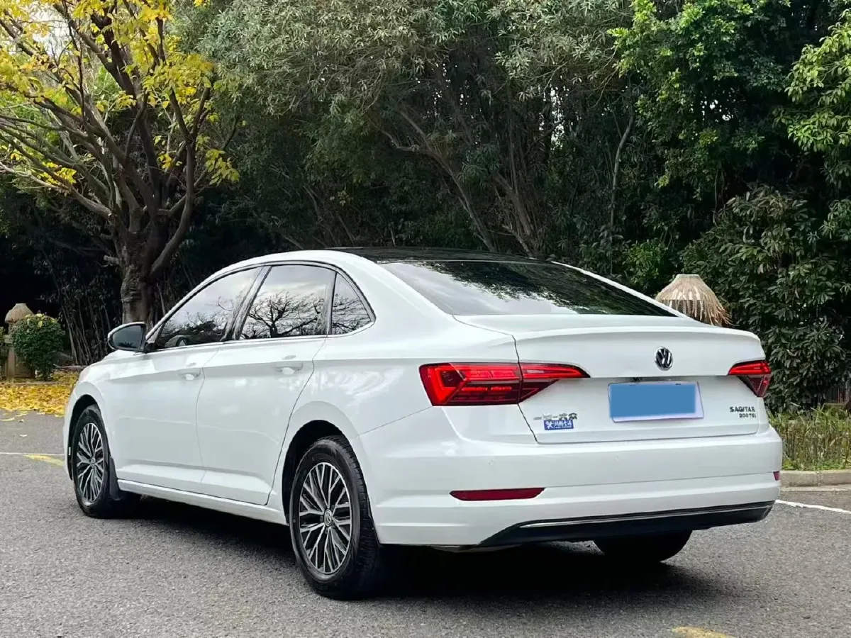 2019 Jeep Renegade 1.3T 173HP L4 7DCT,autocango,china used car exporter,china ev exporter,chinese used car exporter,chinese used ev exporter