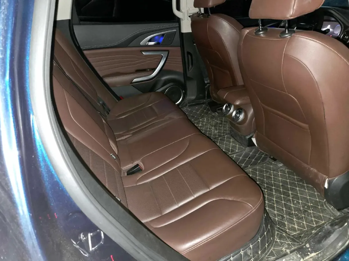 2020 WEY VV7 2.0T 227HP L4 7DCT,autocango,china used car exporter,china ev exporter,chinese used car exporter,chinese used ev exporter