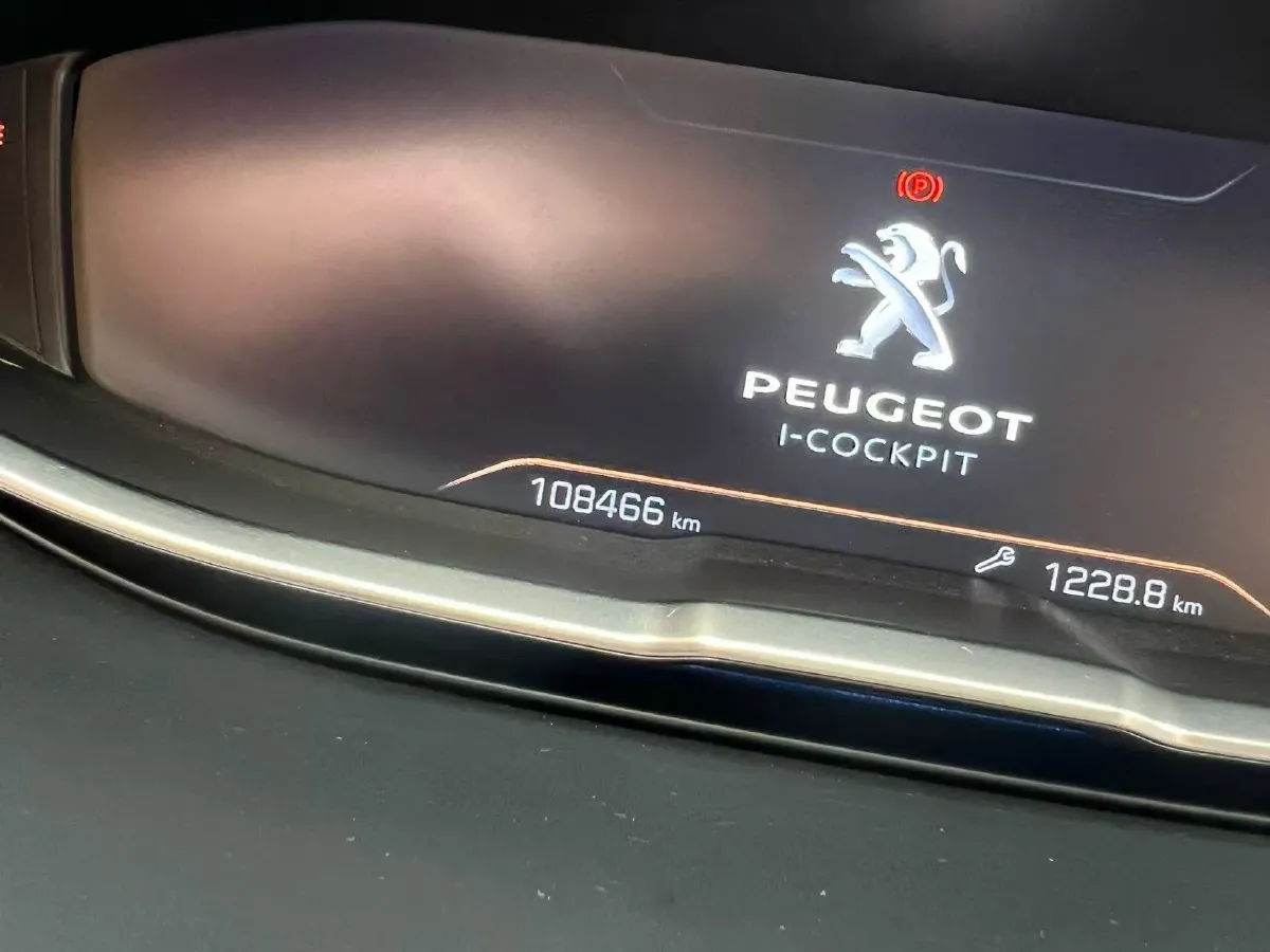 2017 Peugeot 5008 1.6T 167HP L4 6AT,autocango,china used car exporter,china ev exporter,chinese used car exporter,chinese used ev exporter