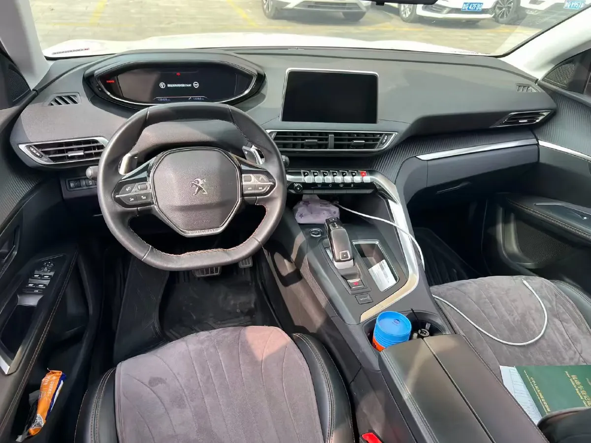 2017 Peugeot 5008 1.6T 167HP L4 6AT,autocango,china used car exporter,china ev exporter,chinese used car exporter,chinese used ev exporter