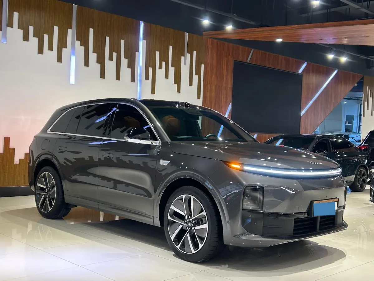 2024 Li L6 Range Extended 154HP L4 REEV 36.8KWH,autocango,china used car exporter,china ev exporter,chinese used car exporter,chinese used ev exporter