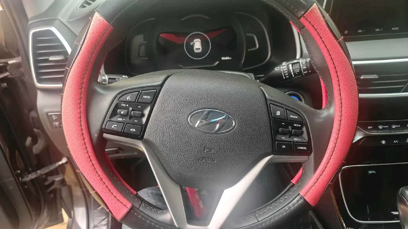 2019 Hyundai Tucson 1.6T 177HP L4 7DCT,autocango,china used car exporter,china ev exporter,chinese used car exporter,chinese used ev exporter