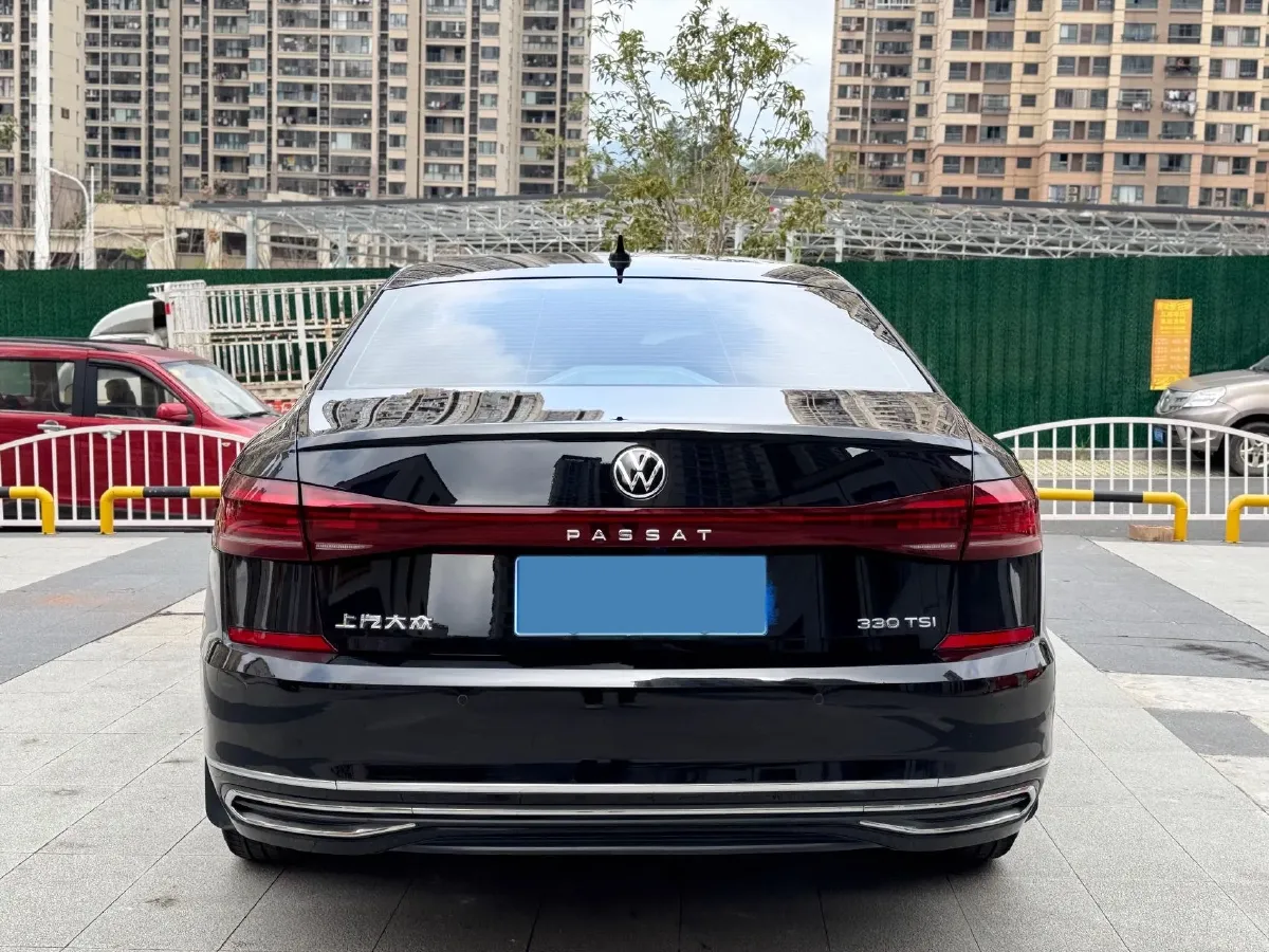2023 Volkswagen Passat 2.0T 186HP L4 7DCT,autocango,china used car exporter,china ev exporter,chinese used car exporter,chinese used ev exporter